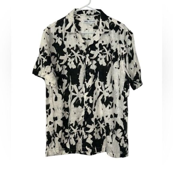 Zara Printed Men's Black & White Button Down
Shirt(Size XL) - Picture 2 of 6